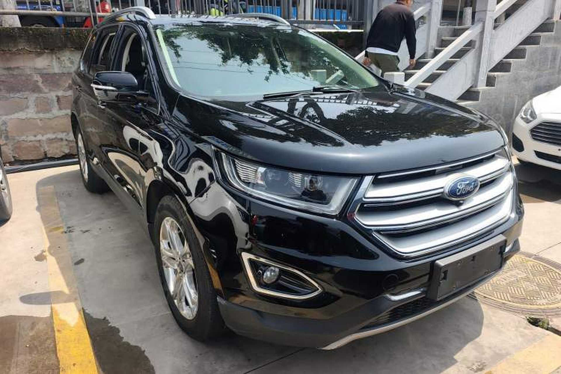 Used Ford Edge 2018 EcoBoost 245 Two-Wheel-Drive Titanium 7-Seater China V Standard Exterior 1
