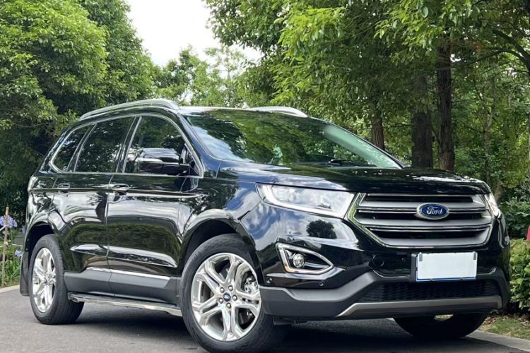 Used Ford Edge 2018 EcoBoost 245 Four-Wheel Drive Titanium 7-Seater Exterior 1