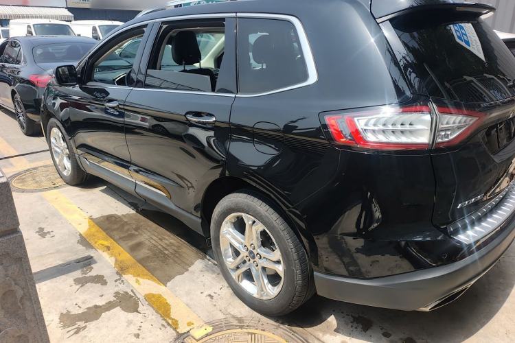 Used Ford Edge 2018 EcoBoost 245 Two-Wheel-Drive Titanium 7-Seater China V Standard Exterior 2
