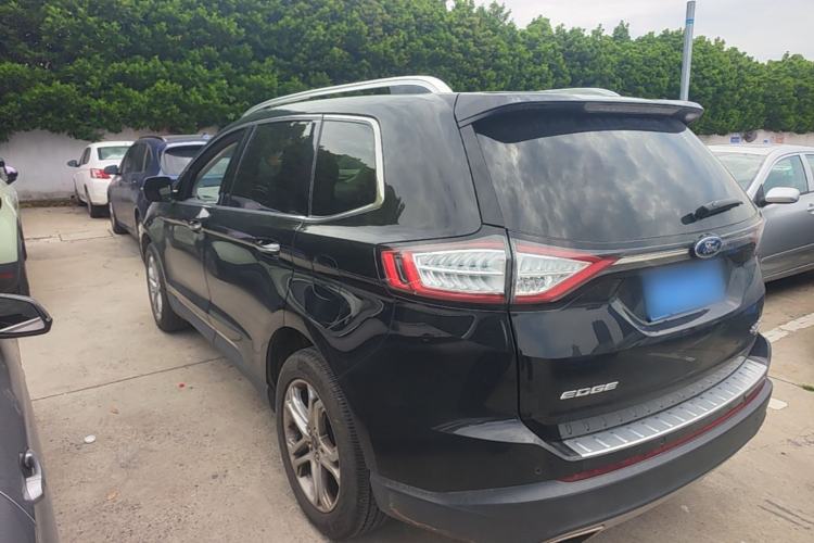 Used Ford Edge 2018 EcoBoost 245 Two-Wheel-Drive Titanium 7-Seater China V Standard Exterior 3