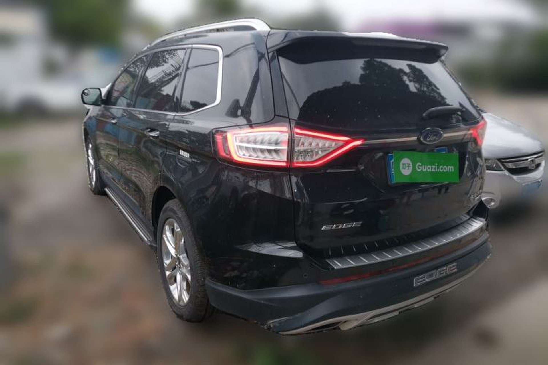 Used Ford Edge 2018 EcoBoost 245 Four-Wheel Drive Titanium 7-Seater Exterior 3