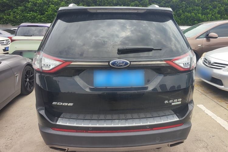 Used Ford Edge 2018 EcoBoost 245 Two-Wheel-Drive Titanium 7-Seater China V Standard Exterior 4