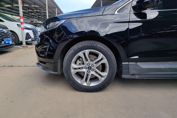 Used Ford Edge 2018 EcoBoost 245 Two-Wheel-Drive Titanium 7-Seater China V Standard Exterior 4