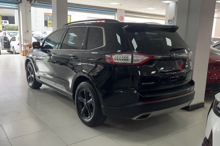 Used Ford Edge 2018 EcoBoost 245 Two-Wheel-Drive Platinum Edition 5 Seats Exterior 4