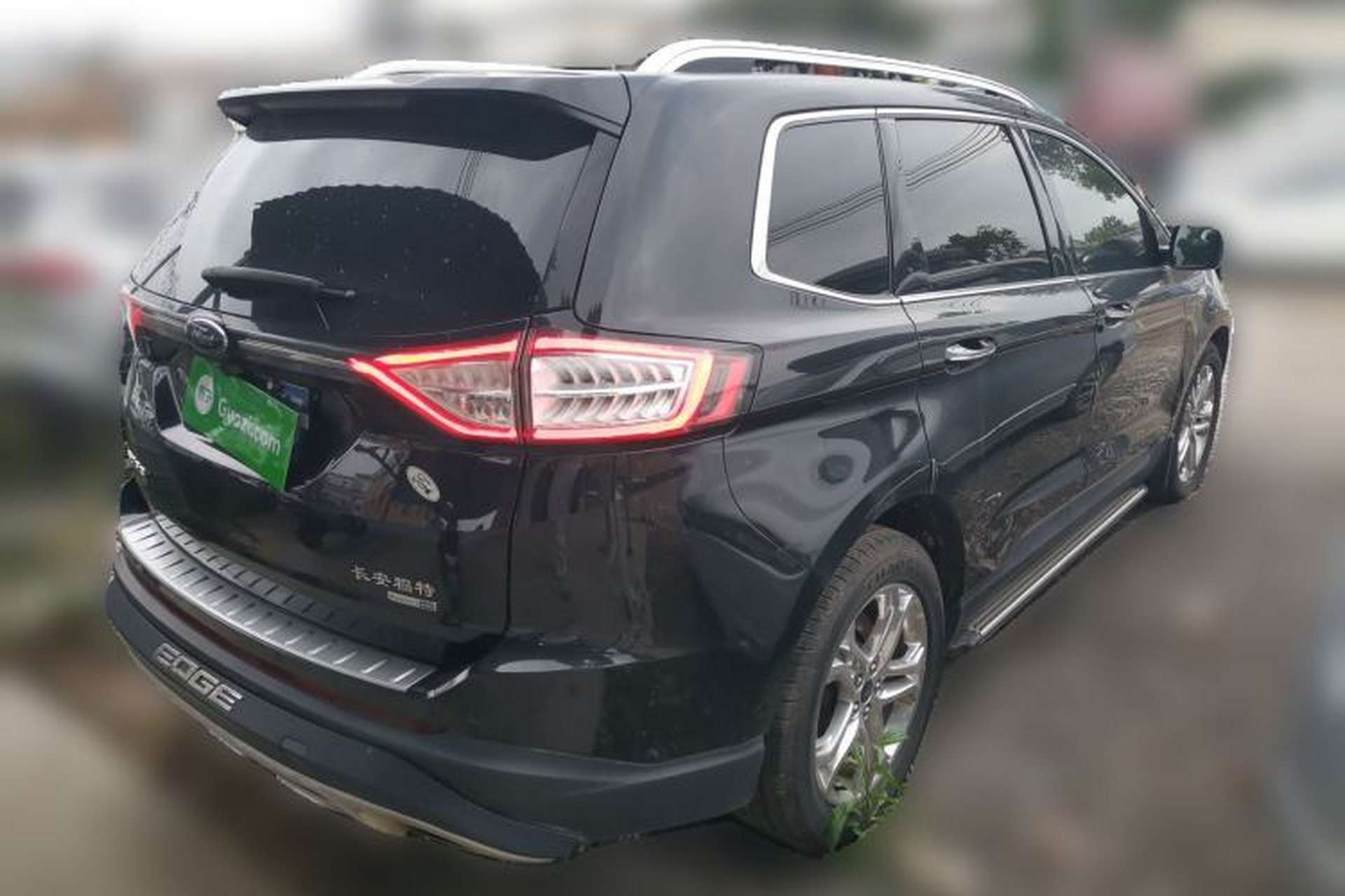 Used Ford Edge 2018 EcoBoost 245 Four-Wheel Drive Titanium 7-Seater Exterior 5