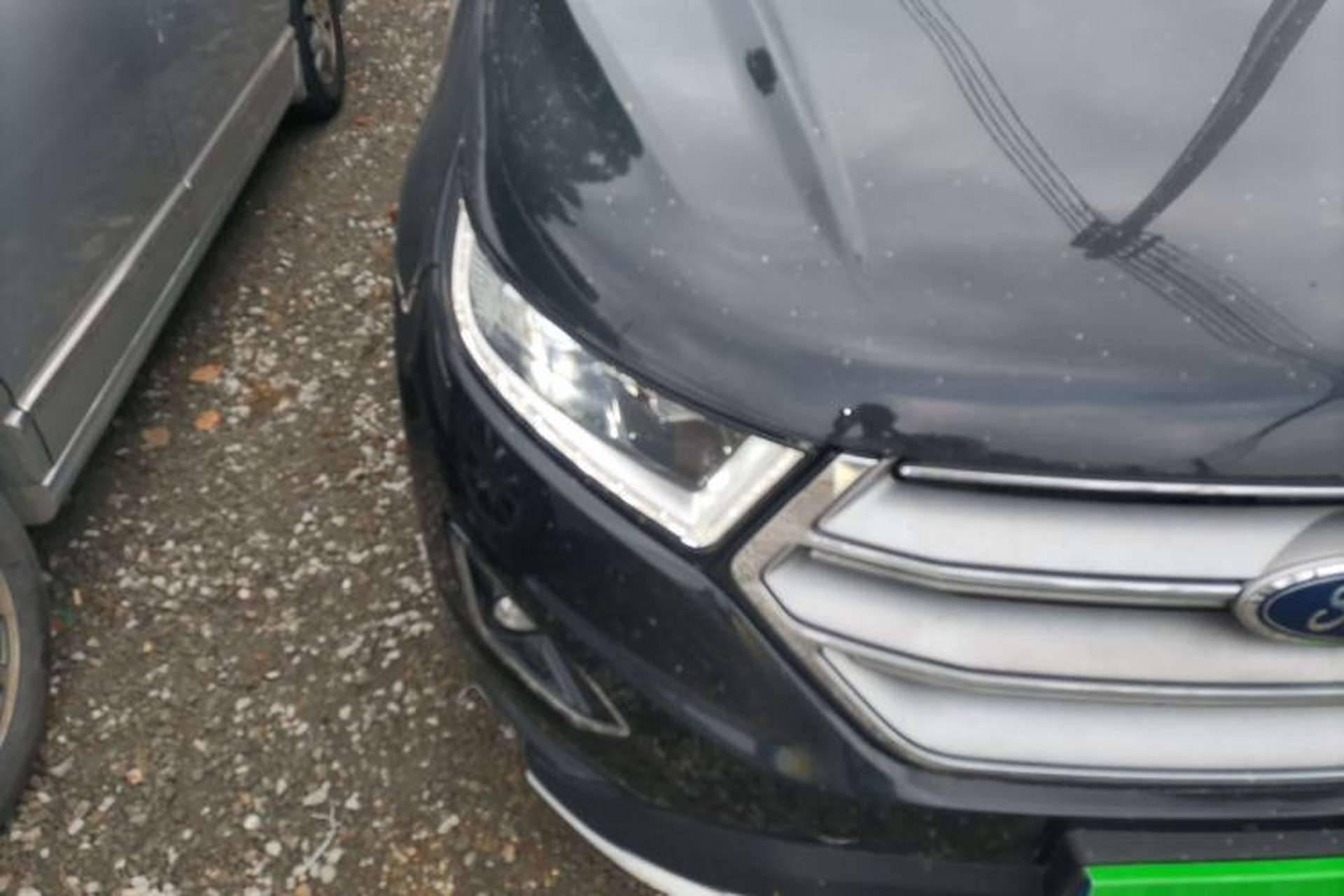 Used Ford Edge 2018 EcoBoost 245 Four-Wheel Drive Titanium 7-Seater Exterior 6