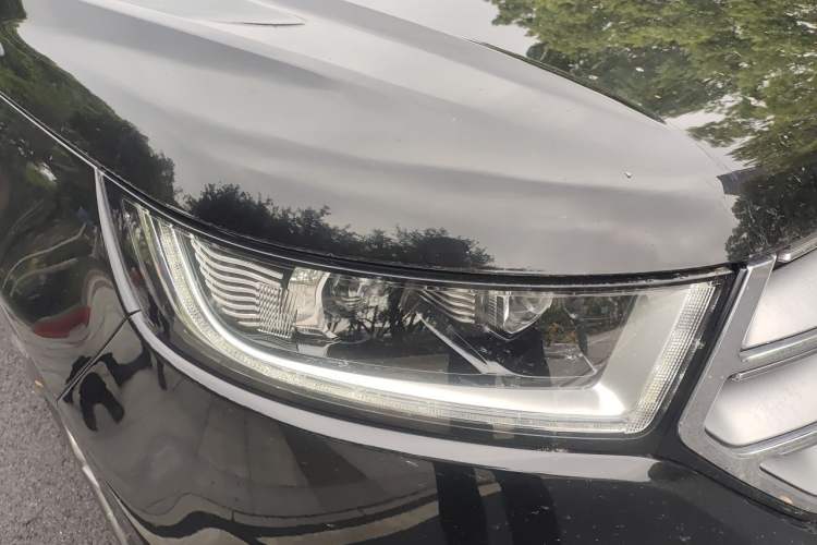 Used Ford Edge 2018 EcoBoost 245 Two-Wheel-Drive Titanium 7-Seater China V Standard Exterior 6