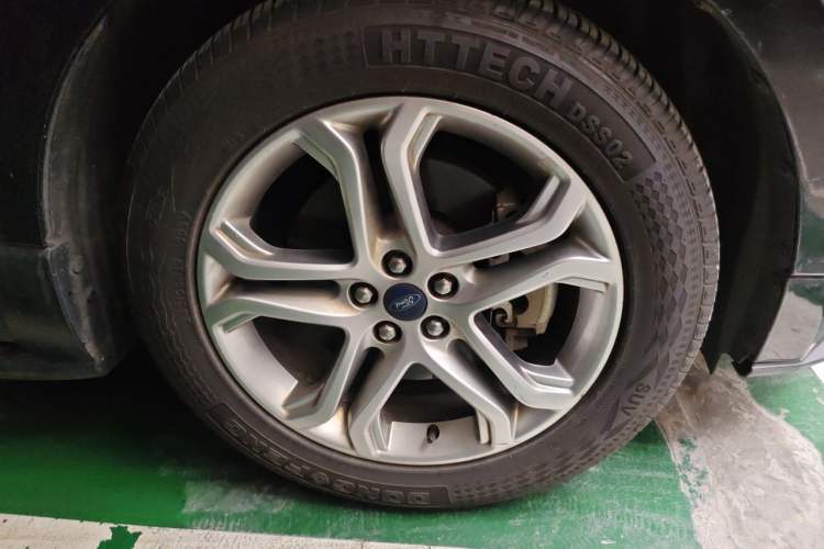 Used Ford Edge 2018 EcoBoost 245 Two-Wheel-Drive Titanium 7-Seater China V Standard Exterior 7
