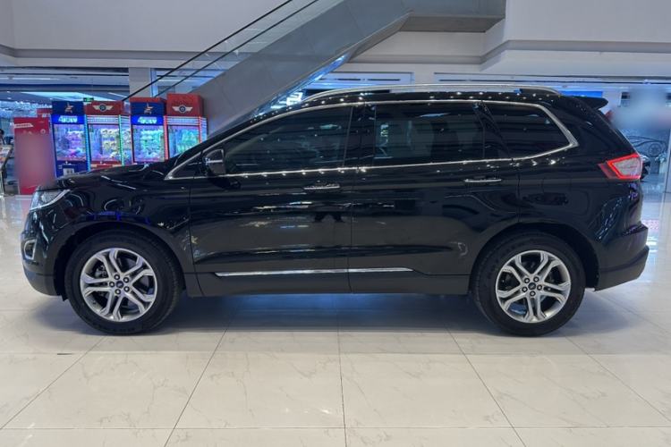 Used Ford Edge 2018 EcoBoost 245 Two-Wheel-Drive Titanium 7-Seater China VI Standard Exterior 7