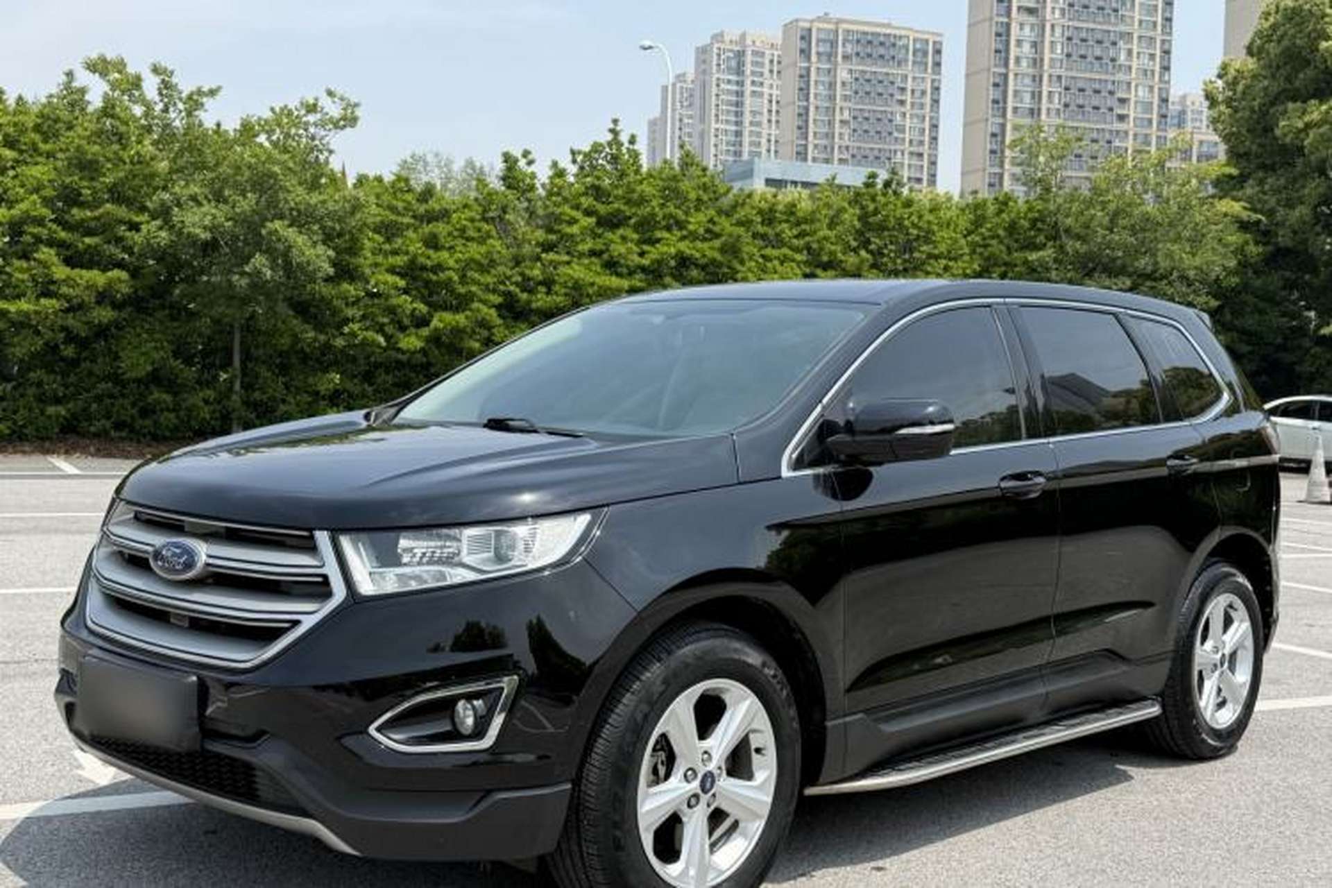 Used Ford Edge 2018 EcoBoost 245 Two-Wheel-Drive Titanium 5-Seater China V Standard Front Left 45 Deg
