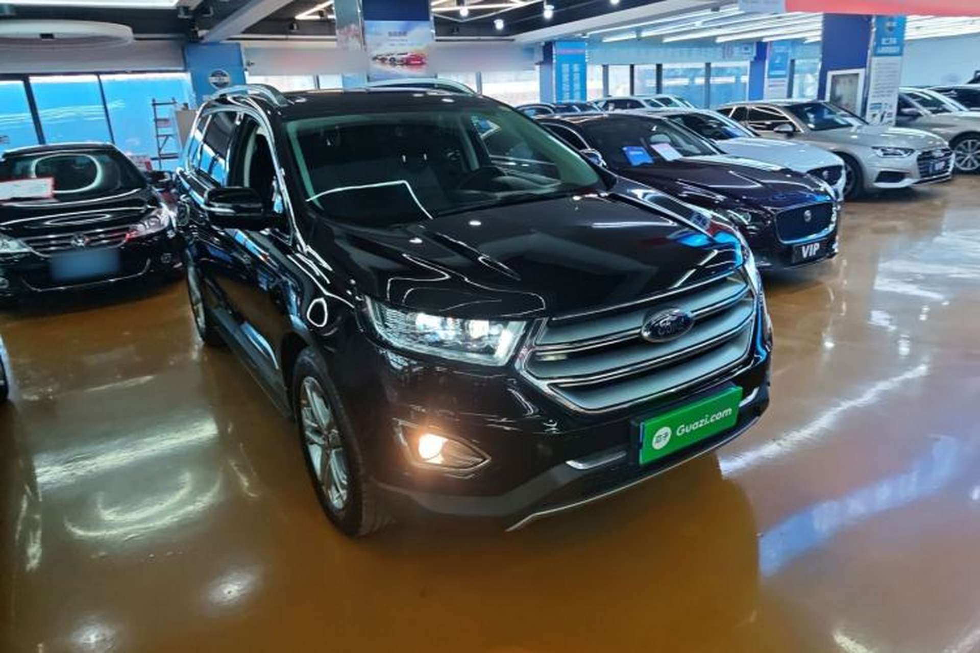Used Ford Edge 2018 EcoBoost 245 Two-Wheel-Drive Titanium 7-Seater China V Standard Front Right 45 Deg