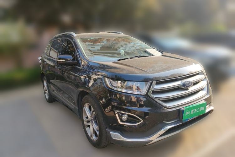 Used Ford Edge 2018 EcoBoost 245 Two-Wheel-Drive Titanium 7-Seater China V Standard Front Right 45 Deg