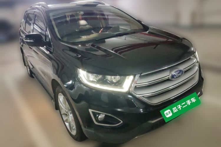 Used Ford Edge 2018 EcoBoost 245 Four-Wheel Drive Titanium 7-Seater Front Right 45 Deg