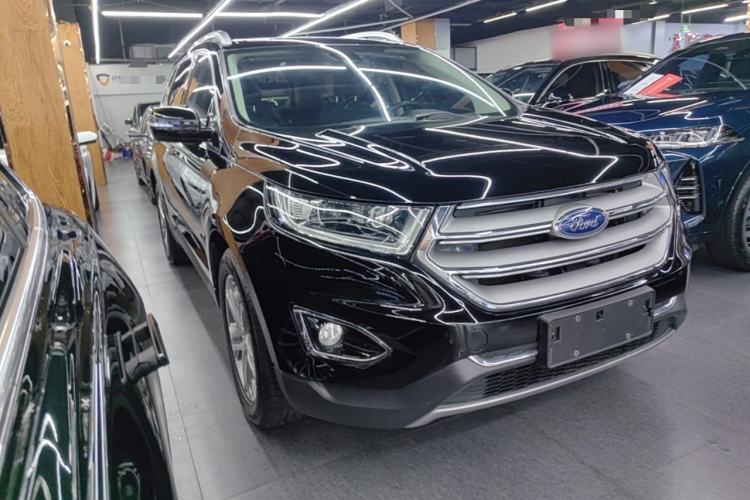 Used Ford Edge 2018 EcoBoost 245 Two-Wheel-Drive Titanium 7-Seater China VI Standard Front Right 45 Deg