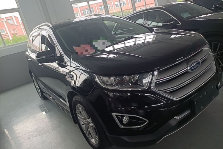 Used Ford Edge 2018 EcoBoost 245 Two-Wheel-Drive Titanium 7-Seater China V Standard Front Right 45 Deg