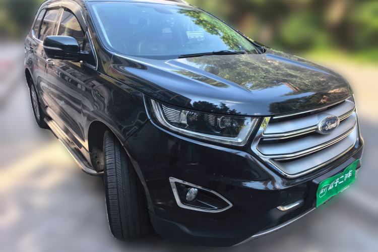 Used Ford Edge 2018 EcoBoost 245 Two-Wheel-Drive Titanium 7-Seater China V Standard Front Right 45 Deg