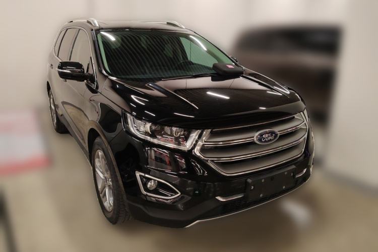 Used Ford Edge 2018 EcoBoost 245 Two-Wheel-Drive Titanium 7-Seater China V Standard Front Right 45 Deg
