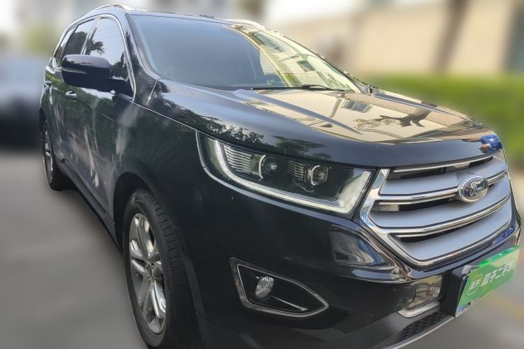 Used Ford Edge 2018 EcoBoost 245 Two-Wheel-Drive Titanium 7-Seater China V Standard Front Right 45 Deg