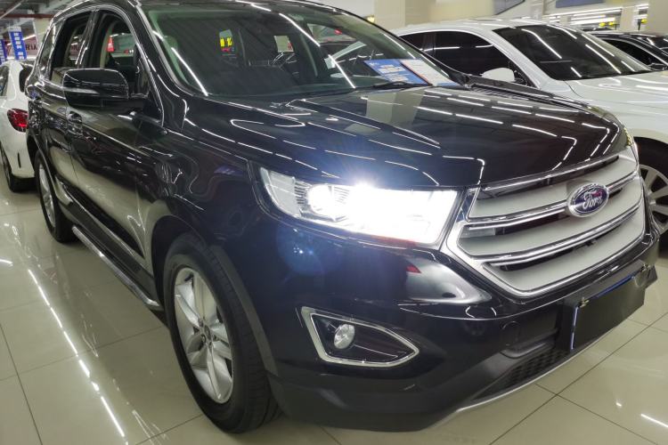 Used Ford Edge 2018 Facelifted EcoBoost 245 Two-Wheel-Drive Platinum Edition 5 Seats China V Emission Standard Front Right 45 Deg
