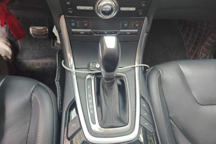 Used Ford Edge 2018 EcoBoost 245 4x4 Titanium Plus 7-Seater China V Standard Gear Lever