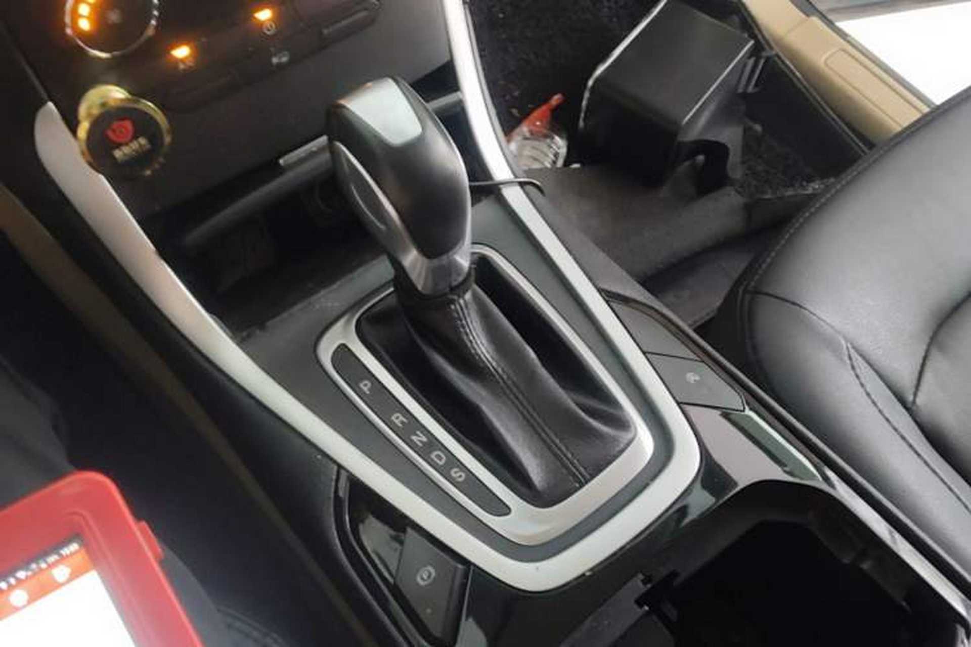 Used Ford Edge 2018 EcoBoost 245 Two-Wheel-Drive Titanium 5-Seater China V Standard Gear Lever