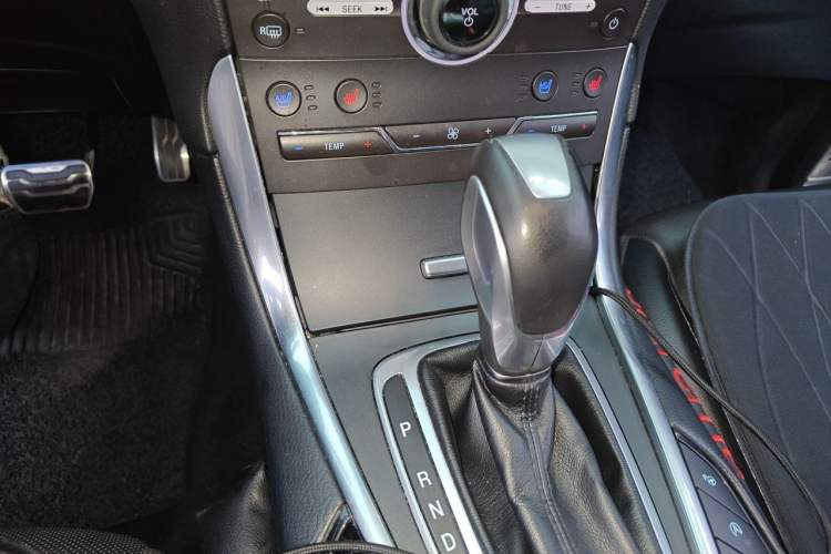 Used Ford Edge 2018 EcoBoost 245 4x4 Titanium Plus 7-Seater China V Standard Gear Lever