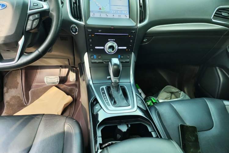 Used Ford Edge 2018 EcoBoost 245 4x4 Titanium Plus 7-Seater China V Standard Gear Lever
