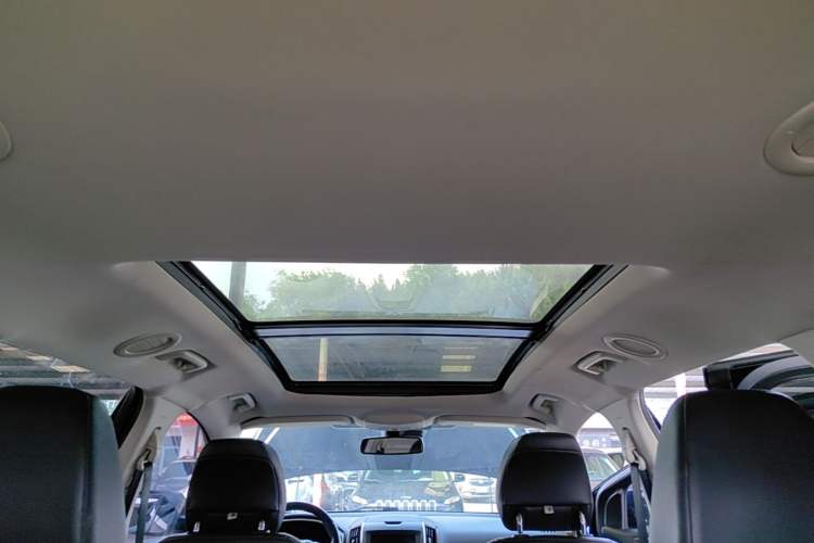 Used Ford Edge 2018 EcoBoost 245 Two-Wheel-Drive Titanium 7-Seater China V Standard Headliner