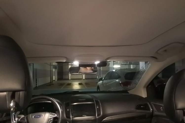 Used Ford Edge 2018 EcoBoost 245 Two-Wheel-Drive Titanium 7-Seater China VI Standard Headliner