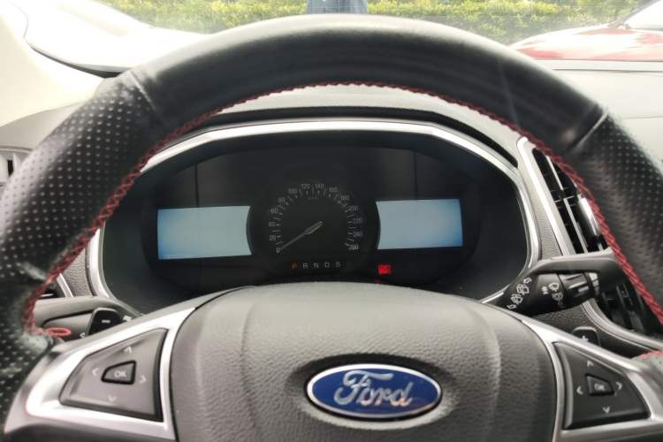 Used Ford Edge 2018 EcoBoost 245 Two-Wheel-Drive Titanium 7-Seater China V Standard Instrument Cluster