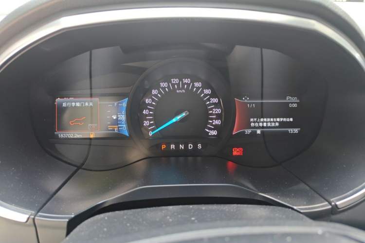 Used Ford Edge 2018 EcoBoost 245 Two-Wheel-Drive Sporty 7-Seater Instrument Cluster