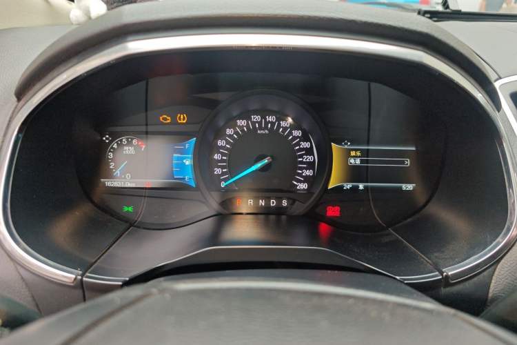 Used Ford Edge 2018 EcoBoost 245 Two-Wheel-Drive Titanium 7-Seater China V Standard Instrument Cluster