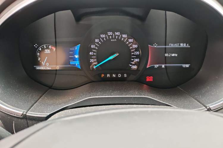 Used Ford Edge 2018 EcoBoost 245 Two-Wheel-Drive Titanium 7-Seater China VI Standard Instrument Cluster
