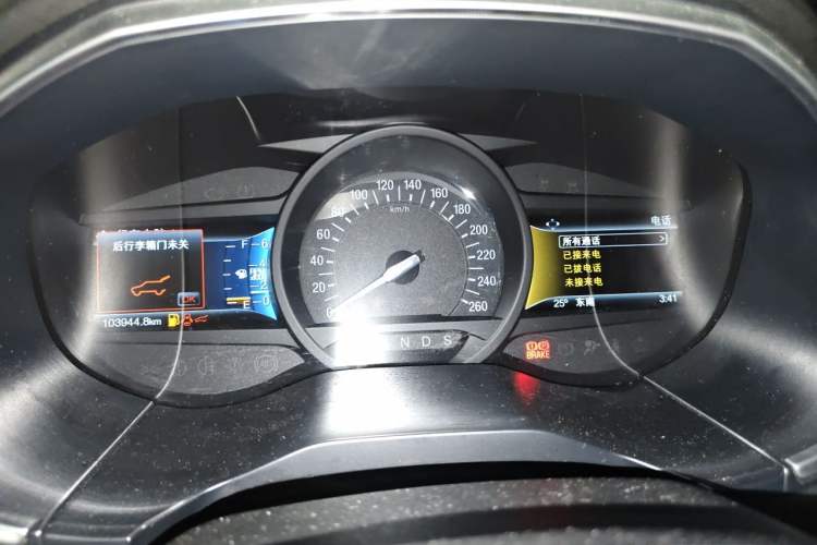Used Ford Edge 2018 EcoBoost 245 Two-Wheel-Drive Titanium 7-Seater China V Standard Instrument Cluster