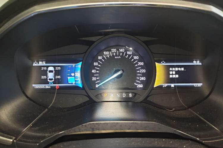 Used Ford Edge 2018 EcoBoost 245 Two-Wheel-Drive Titanium 7-Seater China V Standard Instrument Cluster