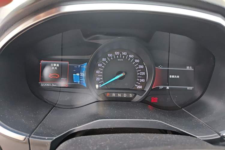 Used Ford Edge 2018 EcoBoost 245 Four-Wheel Drive Titanium 7-Seater Instrument Cluster