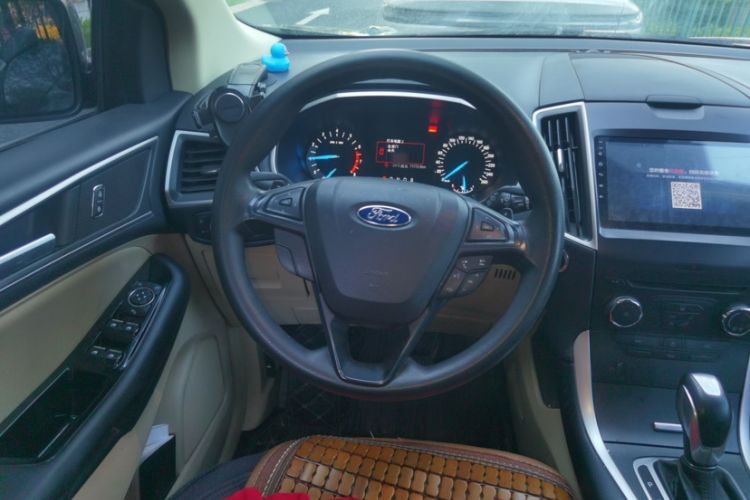 Used Ford Edge 2018 EcoBoost 245 Two-Wheel-Drive Titanium 5-Seater China V Standard Interior 1
