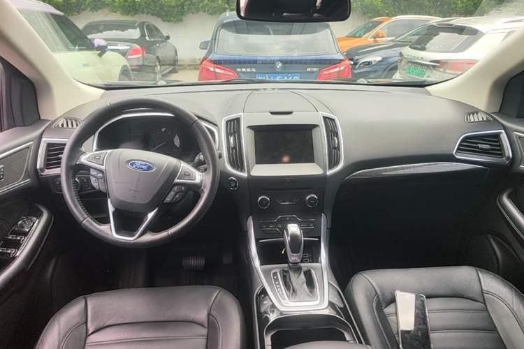 Used Ford Edge 2018 EcoBoost 245 Two-Wheel-Drive Titanium 7-Seater China V Standard Interior 2