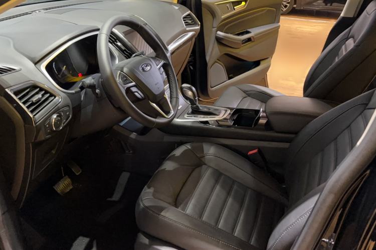 Used Ford Edge 2018 EcoBoost 245 Two-Wheel-Drive Titanium 7-Seater China V Standard Interior 2