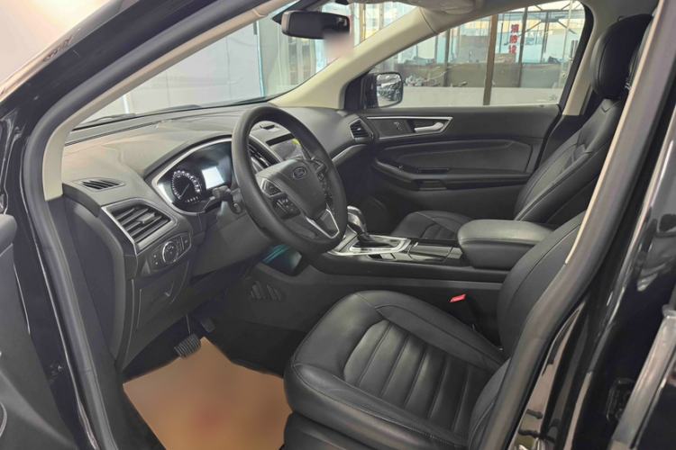 Used Ford Edge 2018 EcoBoost 245 Two-Wheel-Drive Titanium 7-Seater China V Standard Interior 2