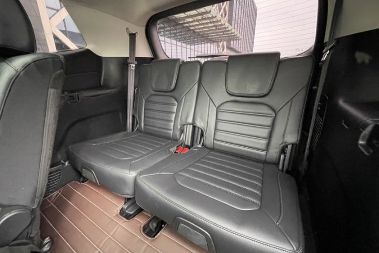 Used Ford Edge 2018 EcoBoost 245 Two-Wheel-Drive Titanium 7-Seater China V Standard Interior 3