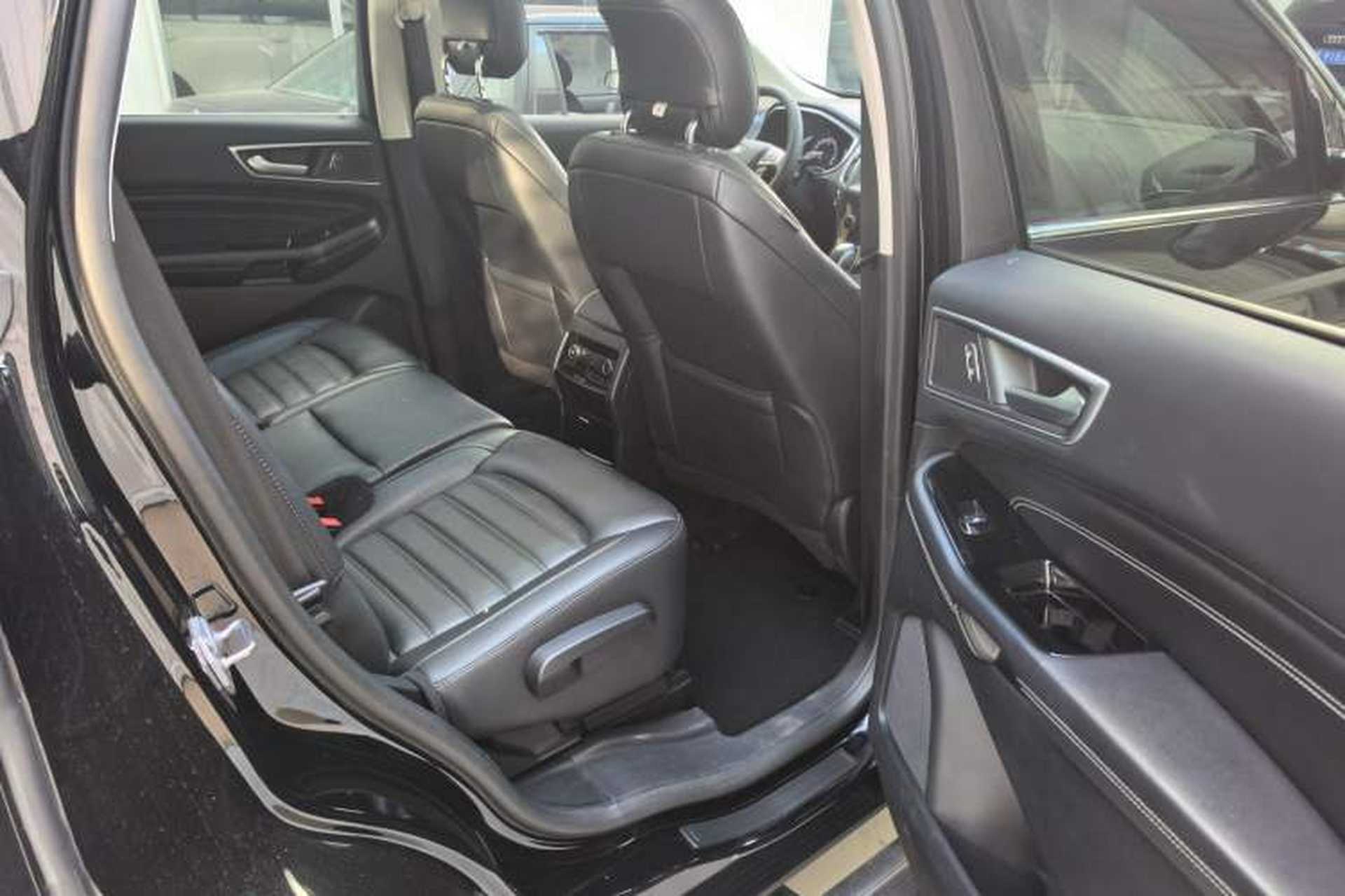 Used Ford Edge 2018 EcoBoost 245 Two-Wheel-Drive Titanium 7-Seater China V Standard Interior 5