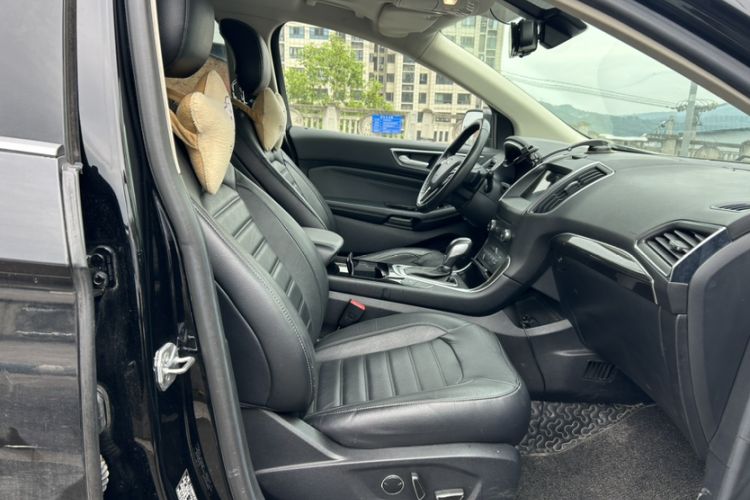 Used Ford Edge 2018 EcoBoost 245 Two-Wheel-Drive Titanium 7-Seater China V Standard Interior 7