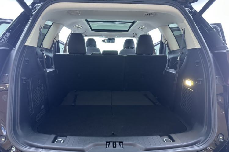 Used Ford Edge 2018 EcoBoost 245 Two-Wheel-Drive Titanium 7-Seater China VI Standard Interior 8
