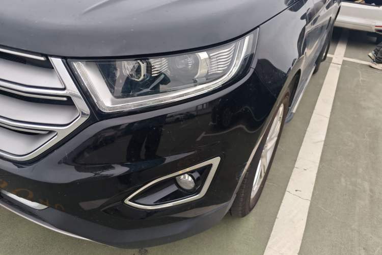 Used Ford Edge 2018 EcoBoost 245 Four-Wheel Drive Titanium 7-Seater Left Front Headlight