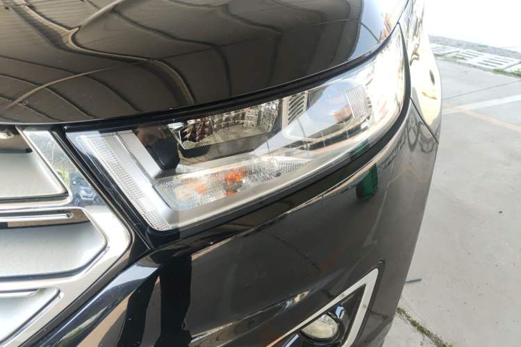 Used Ford Edge 2018 EcoBoost 245 Two-Wheel-Drive Platinum Edition 7-Seater China V Emission Standard Left Front Headlight