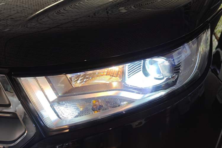 Used Ford Edge 2018 EcoBoost 245 Two-Wheel-Drive Titanium 5-Seater China V Standard Left Front Headlight