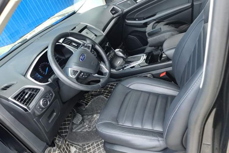 Used Ford Edge 2018 EcoBoost 245 Two-Wheel-Drive Titanium 7-Seater China VI Standard Left Front Seat