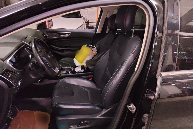 Used Ford Edge 2018 EcoBoost 245 Four-Wheel Drive Titanium 7-Seater Left Front Seat
