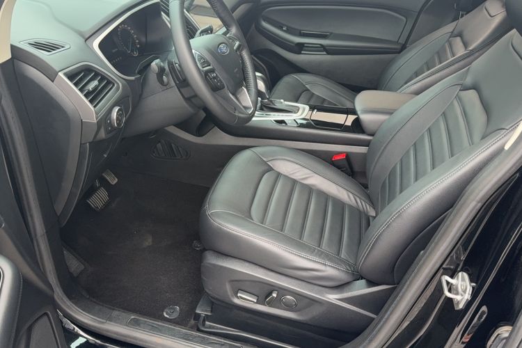 Used Ford Edge 2018 EcoBoost 245 Two-Wheel-Drive Platinum Edition 7-Seater China V Emission Standard Left Front Seat